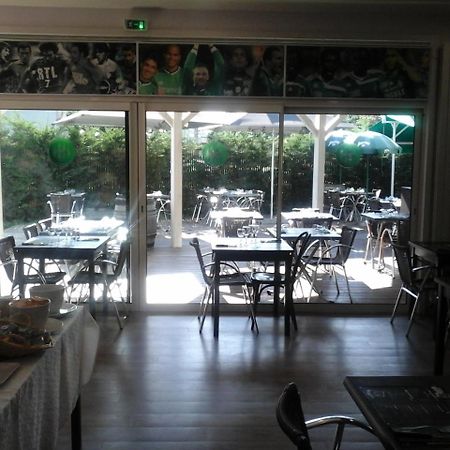 Hotel Bar Restaurant Le Chaudron Vert Saint-Etienne  Buitenkant foto